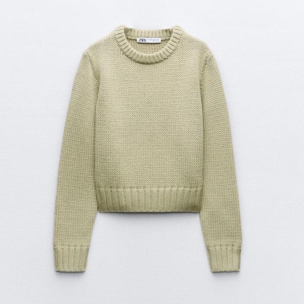 ZARA CHUNKY SWEATER
